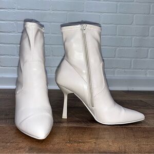 Steve Madden Elan Bootie in Creamy White